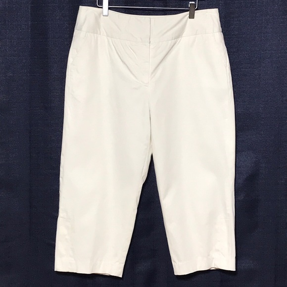 Harve Benard Pants - Capri - White (fully lined)